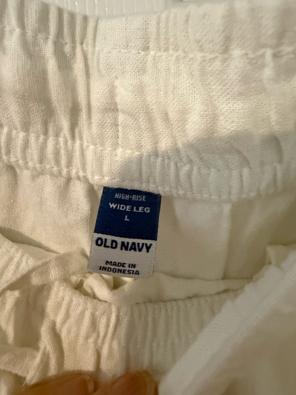 Old Navy White High-Rise Wide-Leg Pants never worn NWT - Picture 2 of 3